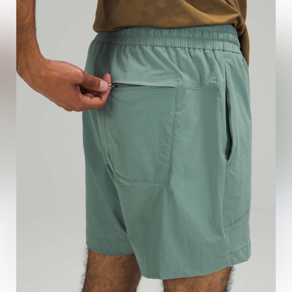 lululemon athletica Men's Athletic Shorts